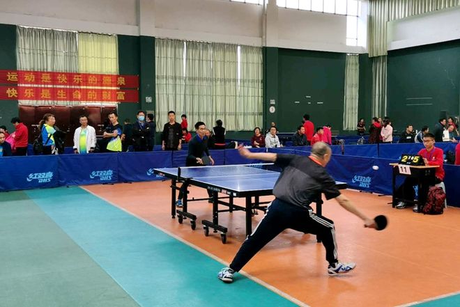 屡创佳绩 屡创佳绩