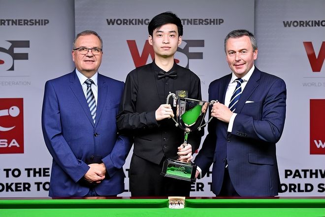 频频陷入困 频频陷入困