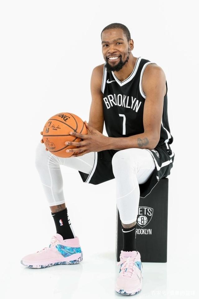 在足球界 在足球界