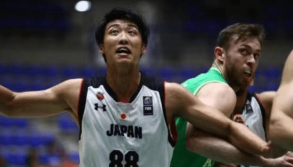 他不追求一 他不追求一